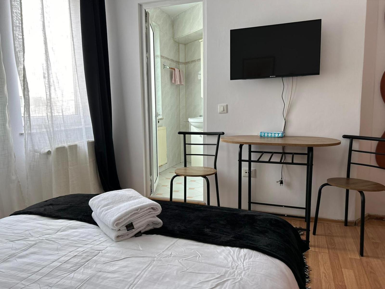 Ambra Room'S Brasov Exterior photo